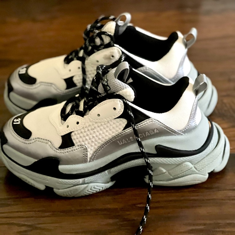 Womens size 37 Balenciaga Metallic Triple S sneakers